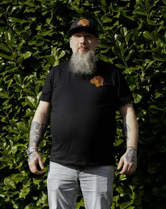 Angry Carp T-Shirt Zwart