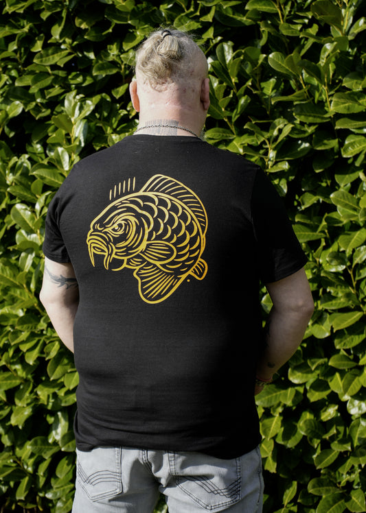 Angry Carp T-Shirt Zwart