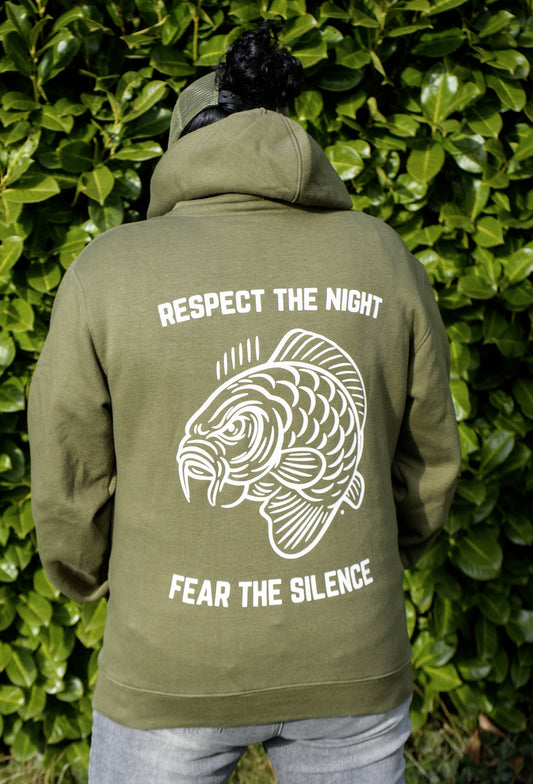 Angry Carp Hoodie Militair Groen | Respect the Night, Fear the Silence