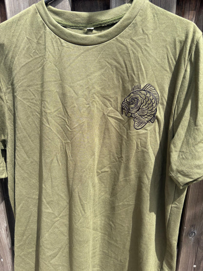 Angry Carp T-shirt – Ode aan de Nachtvissers