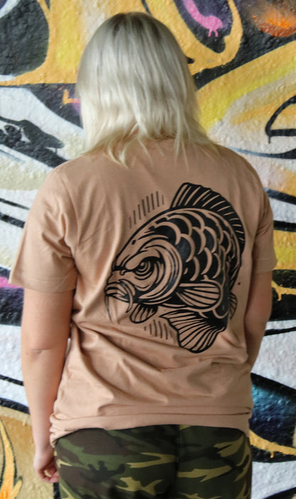 Angry Carp T-Shirt Zand