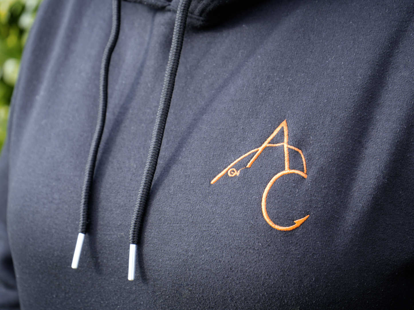 Angry Carp Hoodie Zwart | Angry Carp Crew